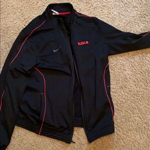 Men’s lebron James jacket xl
